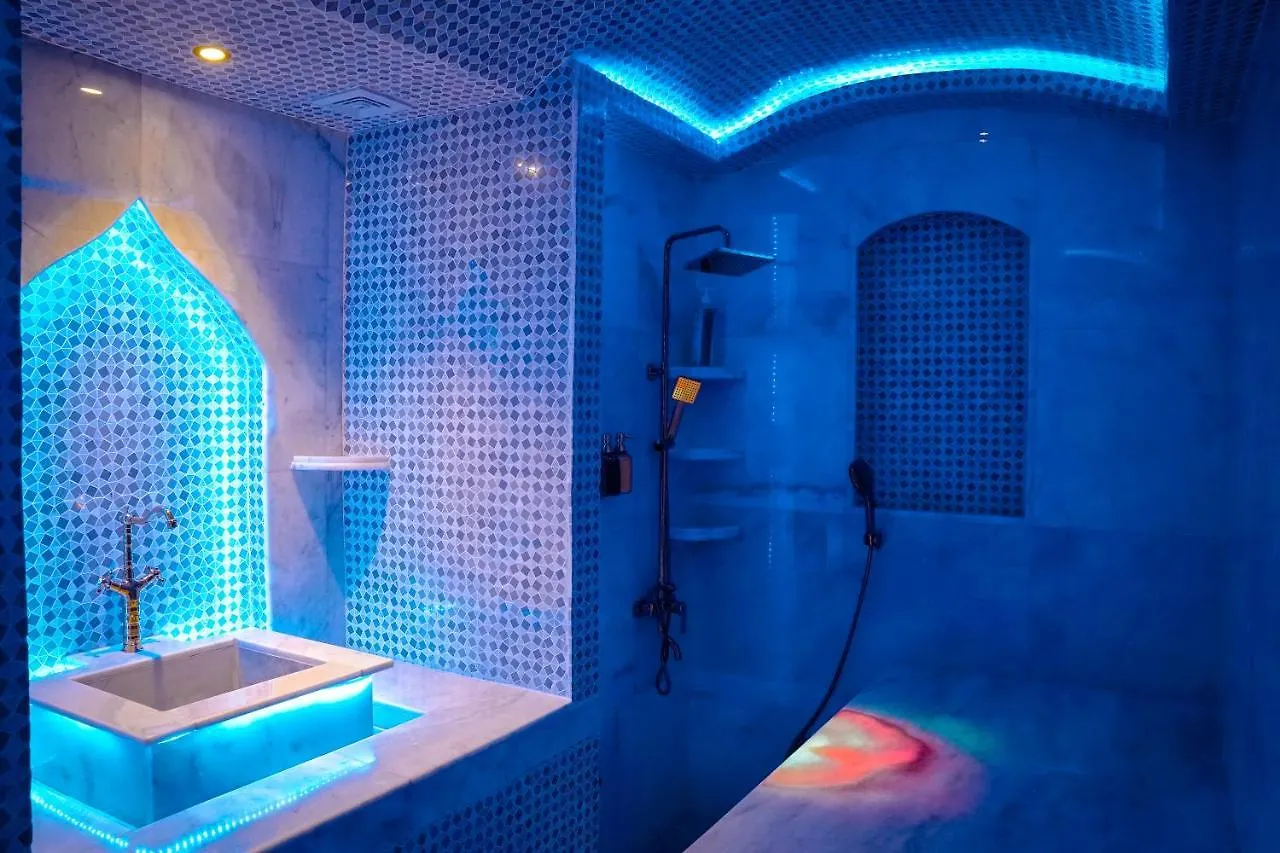 Cristal Hotel Abu Dhabi