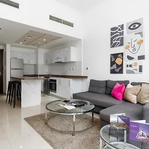 https://dream-inn-dubai-apartments-bay-central.dubaihotelsoffers.com